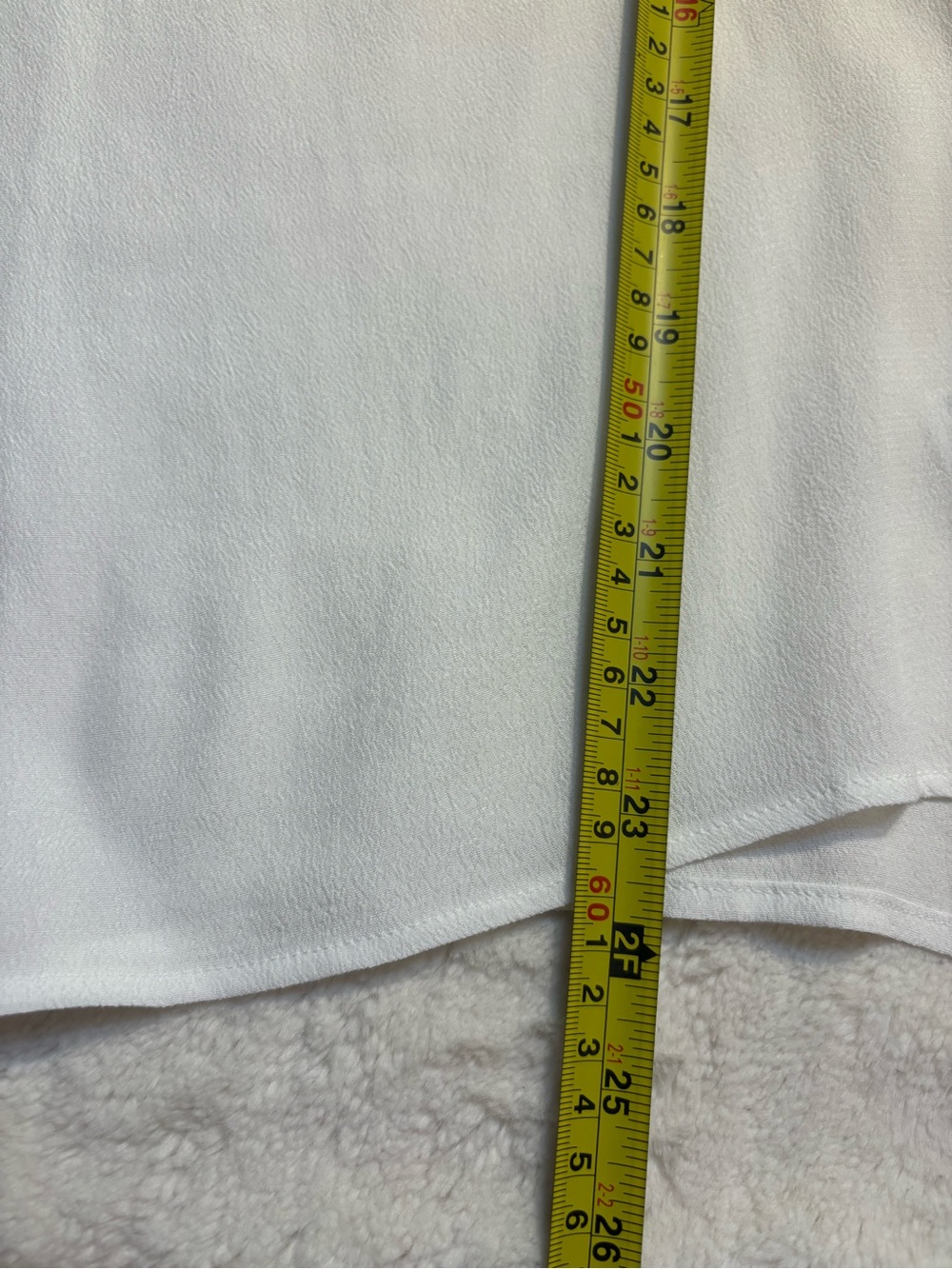 NWT H&M Blouse Size 6 Ivory Cowl Neck Long Sleeve Flowy Classy 2-Button Close - Picture 14 of 15